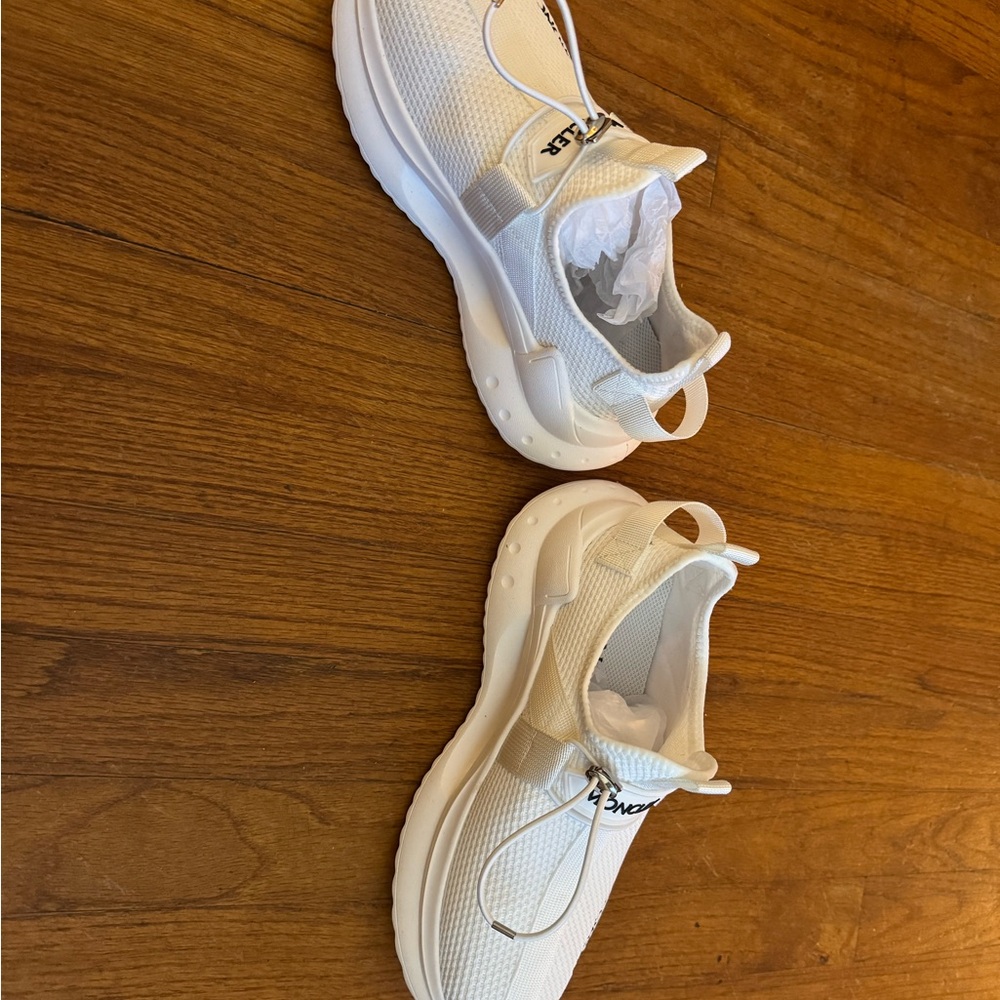 Moncler White Sneakers Like New - Picture 6 of 6